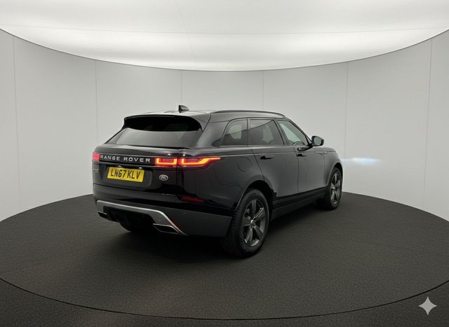 2017 Land Rover Range Rover Velar 2L R-Dynamic S 5dr - Photo 4