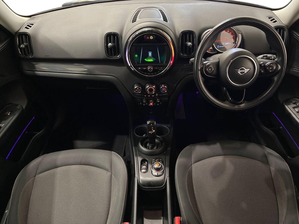 USED 2018 M MINI COUNTRYMAN 2.0 Cooper D SUV 5dr Diesel Auto ALL4 Euro 6 (s/s) (150 ps) SAT NAV