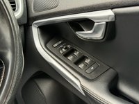 USED 2018 68 VOLVO V40 2.0 D2 R-Design Nav Plus Hatchback 5dr Diesel Manual Euro 6 (s/s) (120 ps) 