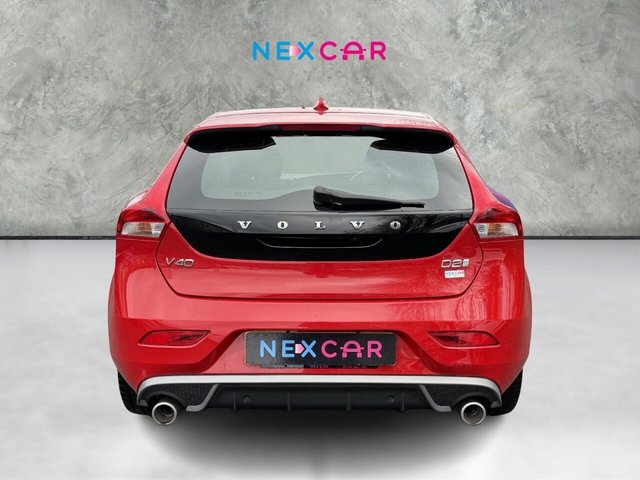 2018 VOLVO V40 2018 2.0 D2 R-Design Nav Plus Hatchback 5dr Diesel Manual Euro 6 (s/s) (120 ps) - Photo 6