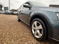 USED 2017 67 SKODA OCTAVIA 2.0 TDI Scout Estate 5dr Diesel DSG 4WD Euro 6 (s/s) (184 ps) 