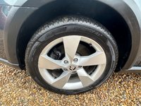 USED 2017 67 SKODA OCTAVIA 2.0 TDI Scout Estate 5dr Diesel DSG 4WD Euro 6 (s/s) (184 ps) 