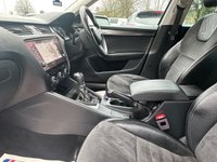 USED 2017 67 SKODA OCTAVIA 2.0 TDI Scout Estate 5dr Diesel DSG 4WD Euro 6 (s/s) (184 ps) 