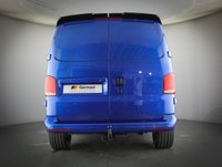 USED 2022 22 VOLKSWAGEN TRANSPORTER 2.0 TDI T30 Highline Kombi Double Cab 5dr Diesel DSG FWD SWB Euro 6 (s/s) (150 ps) *EURO 6 ULEZ COMPLIANT*SWB*AUTO