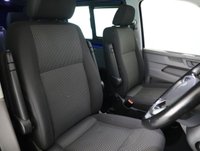 USED 2022 22 VOLKSWAGEN TRANSPORTER 2.0 TDI T30 Highline Kombi Double Cab 5dr Diesel DSG FWD SWB Euro 6 (s/s) (150 ps) *EURO 6 ULEZ COMPLIANT*SWB*AUTO