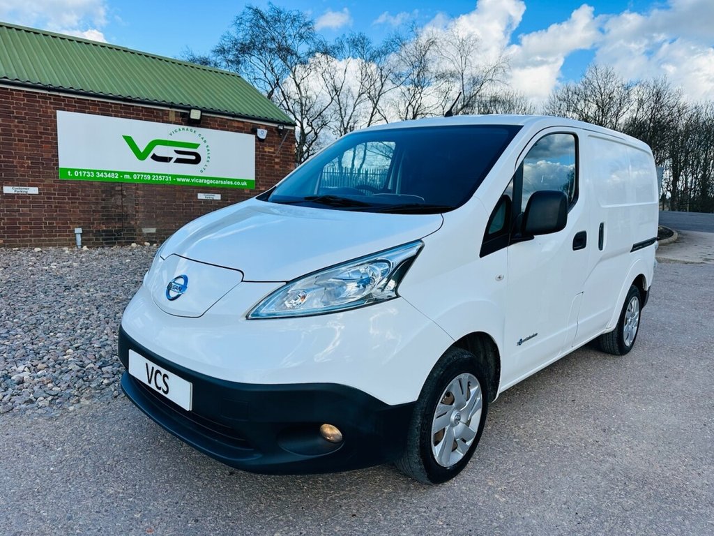 2015 Nissan eNV200 E Acenta Rapid Panel Van
