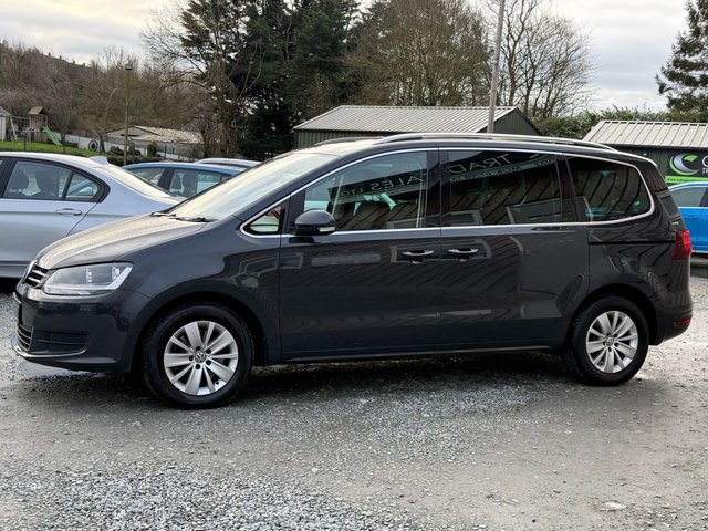 2018 Volkswagen Sharan 2L SE Nav 5dr - Photo 3