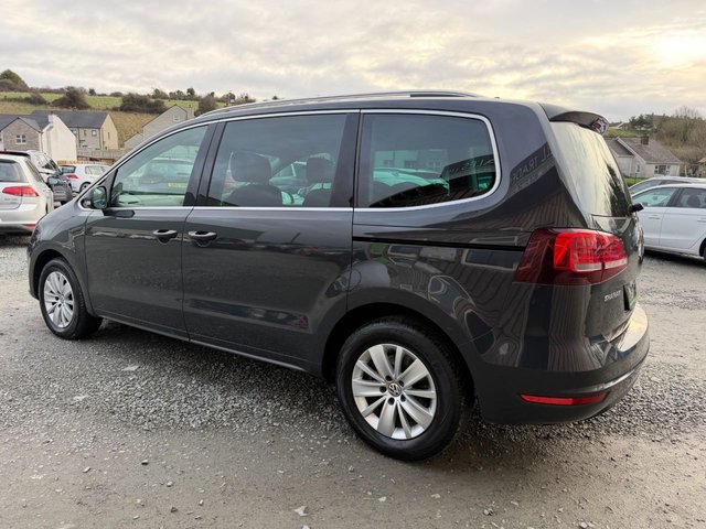 2018 Volkswagen Sharan 2L SE Nav 5dr - Photo 4