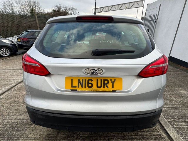 2016 Ford Focus 1.5L Zetec 5dr - Photo 5