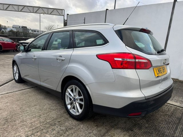 2016 Ford Focus 1.5L Zetec 5dr - Photo 3