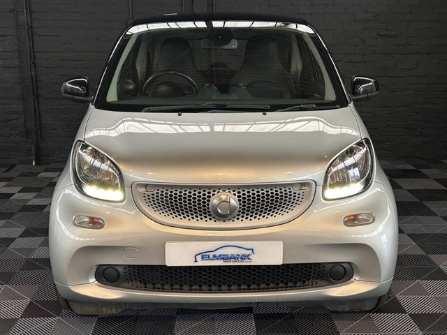 2017 SMART FORTWO - Photo 2