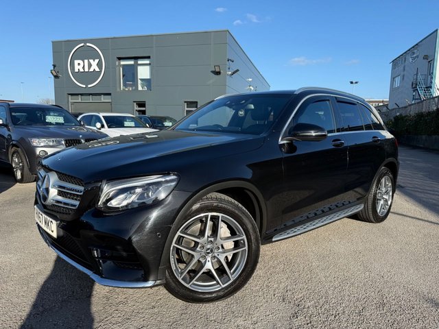 2017 MERCEDES-BENZ GLC 2.1 GLC220d AMG Line (Premium Plus) SUV 5dr Diesel G-Tronic 4MATIC Euro 6-2 FORMER KEEPERS-FINISHED IN OBSIDIAN BLACK WITH BLACK LEATHER UPHOLSTERY-PANORAMIC GLASS SUNROOF-BURMESTER SOUND-HEATED SEATS-ELECTRIC MEMORY SEATS-ELECTRIC FOLDING MIRRORS-BLUETOOTH-CRUISE CONTROL-SATNAV-REVERSE CAMERA-DAB RADIO-DUAL ZONE CLIMATE CONTROL - Photo 2
