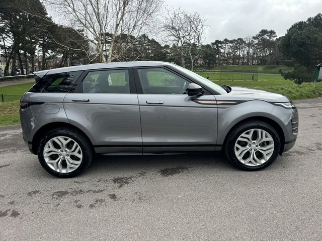 2022 Land Rover RANGE ROVER EVOQUE - Photo 3