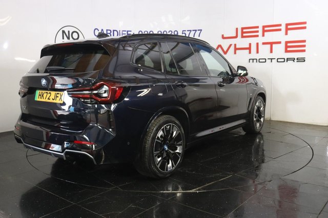 2023 BMW IX3 80kWh M Sport Pro 5dr Auto (PAN ROOF, 20" ALLOYS) - Photo 4