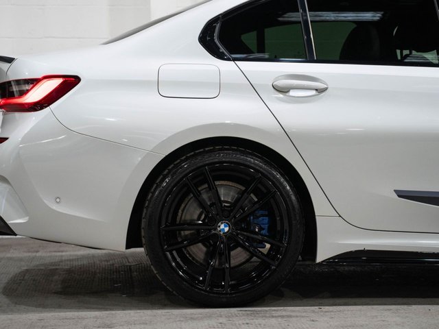 2019 BMW 3 Series 2L M Sport 4dr - Photo 10