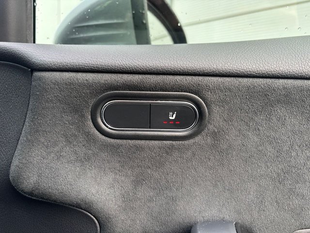 2021 MERCEDES-BENZ A-CLASS 2.0 A220d AMG Line (Executive) Hatchback 5dr Diesel 8G-DCT Euro 6 (s/s) (190 ps) - Photo 3