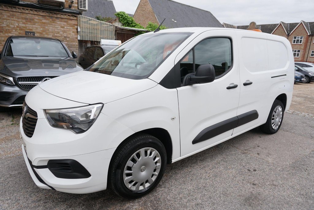 USED 2020 70 VAUXHALL COMBO 1.5 Turbo D 2300 Sportive L2 H1 Euro 6 (s/s) 4dr NO VAT/JUST IN!!!