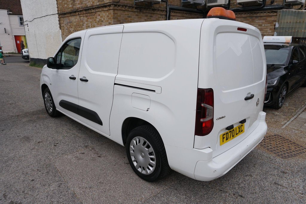 USED 2020 70 VAUXHALL COMBO 1.5 Turbo D 2300 Sportive L2 H1 Euro 6 (s/s) 4dr NO VAT/JUST IN!!!