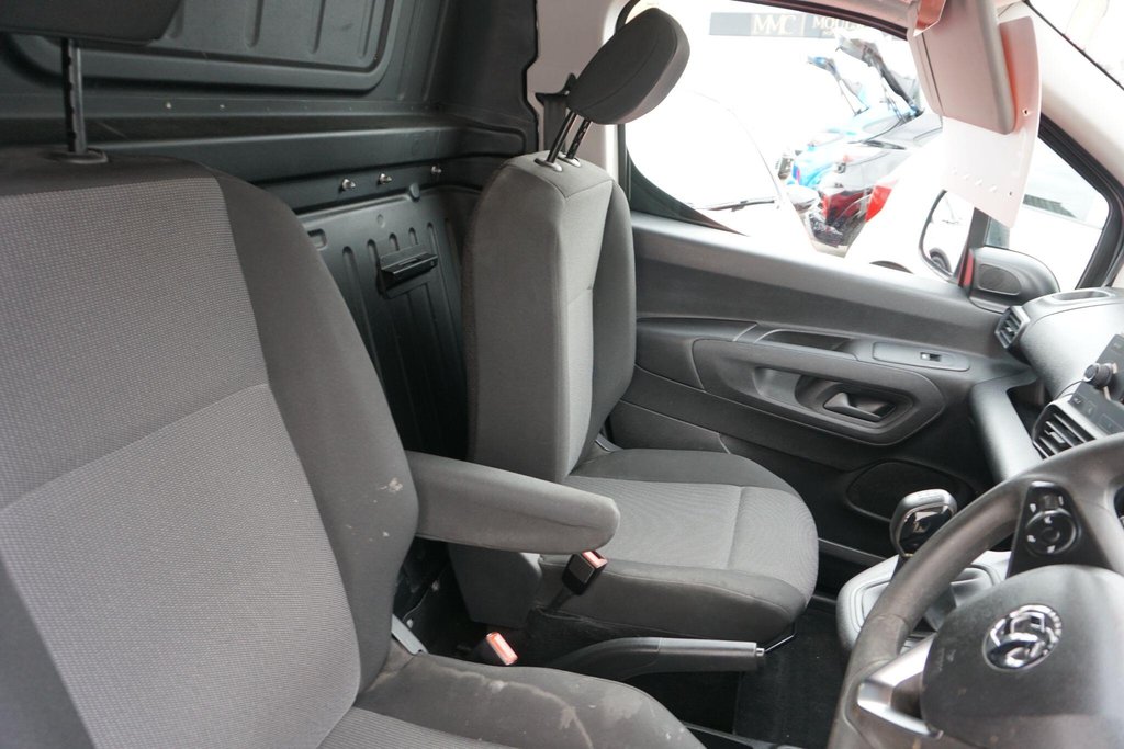 USED 2020 70 VAUXHALL COMBO 1.5 Turbo D 2300 Sportive L2 H1 Euro 6 (s/s) 4dr NO VAT/JUST IN!!!