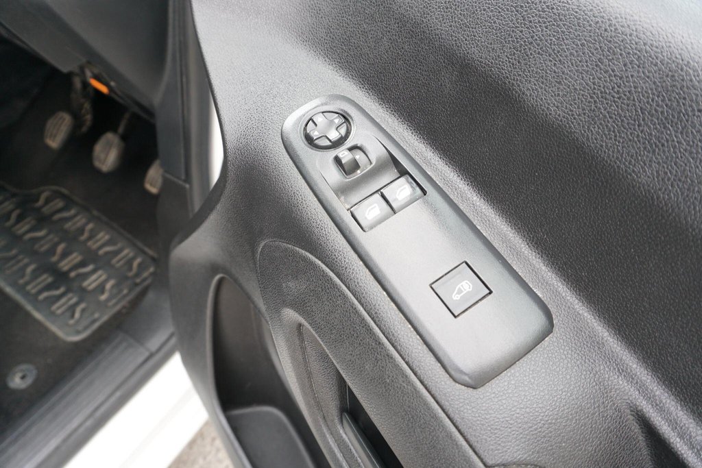 USED 2020 70 VAUXHALL COMBO 1.5 Turbo D 2300 Sportive L2 H1 Euro 6 (s/s) 4dr NO VAT/JUST IN!!!