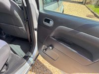 USED 2010 60 FORD FUSION 1.6 Zetec 5dr 