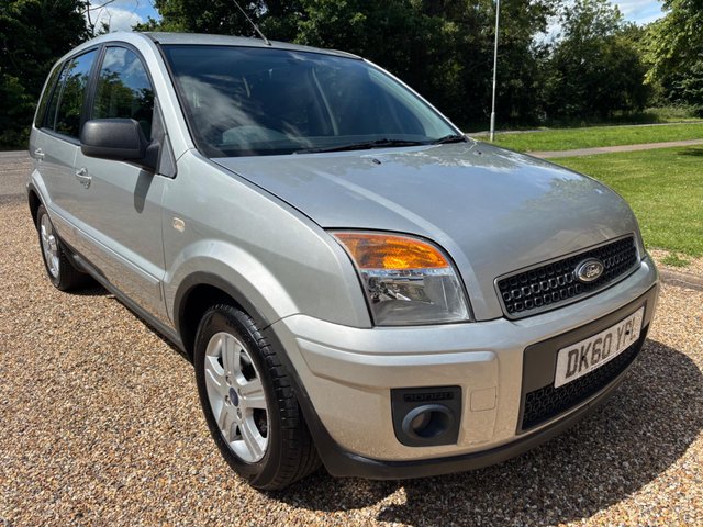 View our FORD FUSION
