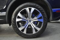 USED 2015 G VOLKSWAGEN TOUAREG 3.0 TDI V6 BlueMotion Tech R-Line SUV 5dr Diesel Tiptronic 4WD Euro 6 (s/s) (262 ps) Panoramic Roof - Satellite Navigation - &pound;4K Extras - Heated Steering Wheel