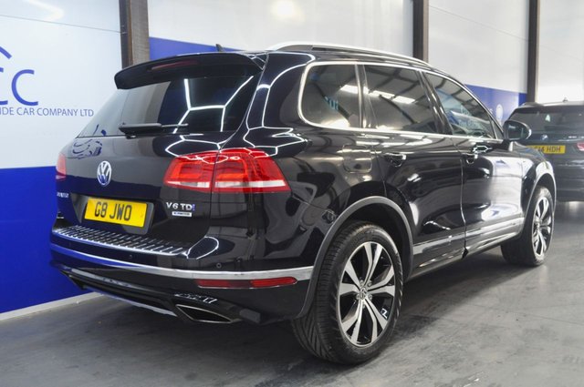 2015 Volkswagen Touareg 3L R-Line 5dr - Photo 4
