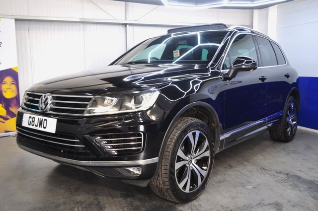 2015 Volkswagen Touareg 3L R-Line 5dr - Photo 9