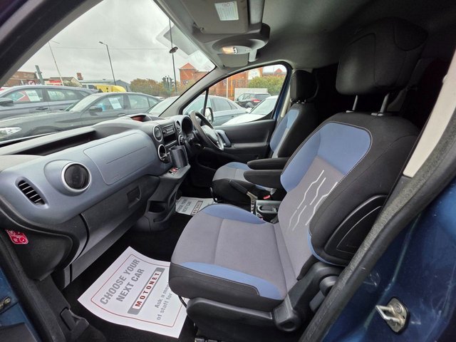 2014 PEUGEOT PARTNER TEPEE 1.6 HDi Tepee S MPV 5dr Diesel EGC (s/s) (125 g/km, 92 bhp) - Photo 11