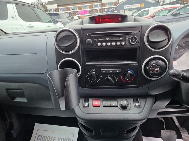 2014 PEUGEOT PARTNER TEPEE 1.6 HDi Tepee S MPV 5dr Diesel EGC (s/s) (125 g/km, 92 bhp) - Photo 2