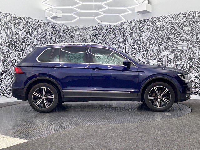 2019 Volkswagen Tiguan 1.5L SE Navigation 5dr - Photo 12