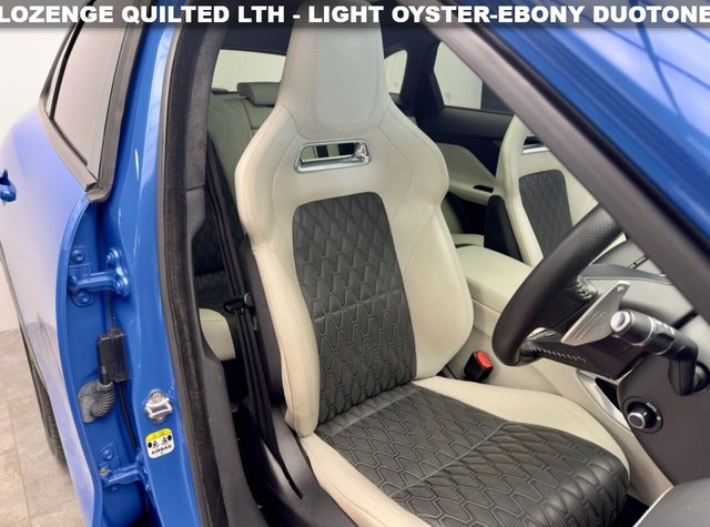 2019 Jaguar F-Pace 5L Svr 5dr - Photo 4