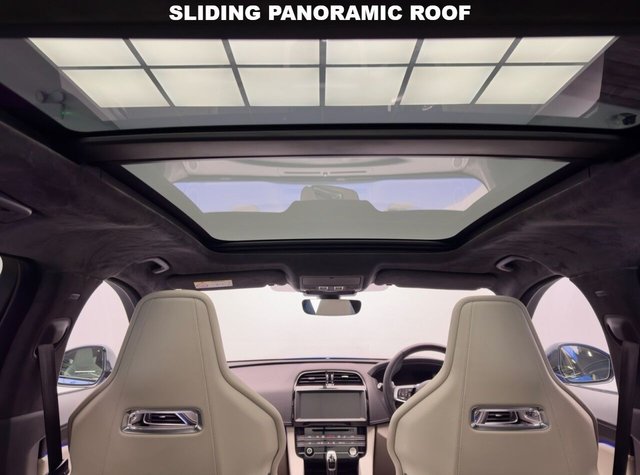 2019 Jaguar F-Pace 5L Svr 5dr - Photo 2