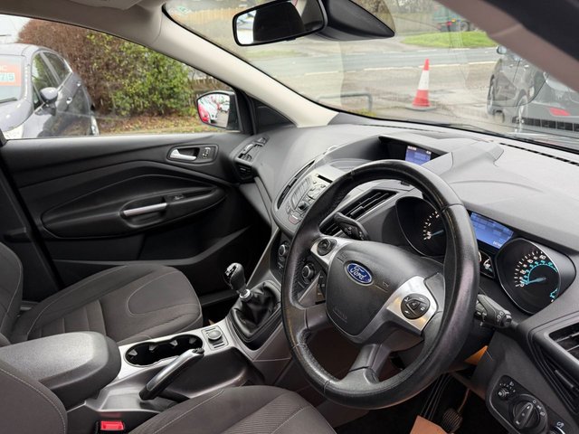 2016 FORD KUGA 2.0 TDCi Zetec SUV 5dr Diesel Manual 2WD Euro 6 (s/s) (150 ps) - Photo 8