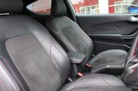 USED 2022 72 FORD FIESTA 1.0T EcoBoost MHEV ST-Line Vignale Hatchback 3dr Petrol Hybrid Manual Euro 6 (s/s) (125 ps) - EURO 6 - ULEZ, SAT NAV, HTD/LEATHER, APPLE/ANDROID CARPLAY, DIGITAL DASH, R/CAMERA, P/SENSORS, 18" ALLOYS, CRUISE/LDW, LEDS, DAB & BLUETOOTH