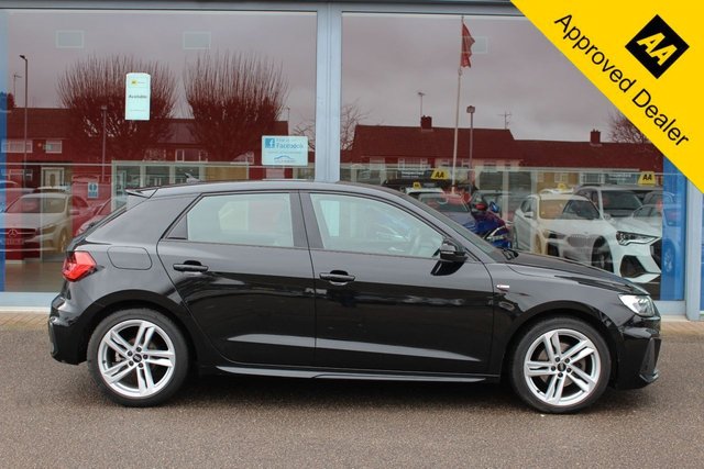 2021 AUDI A1 1.0 TFSI 30 S line Sportback 5dr Petrol S Tronic Euro 6 (s/s) (110 ps) - Photo 3