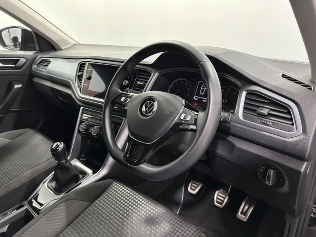 2022 Volkswagen T-Roc - Photo 11