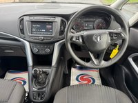 USED 2017 17 VAUXHALL ZAFIRA TOURER 1.6 CDTi ecoFLEX Design MPV 5dr Diesel Manual Euro 6 (s/s) (134 ps) 