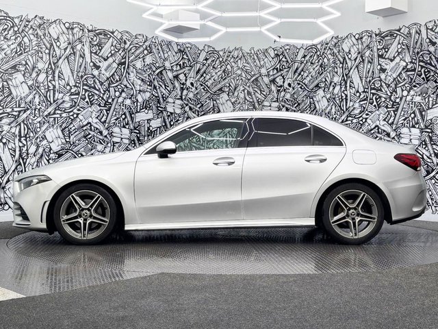 2019 Mercedes-Benz A-Class 1.5L Amg Line 4dr - Photo 12