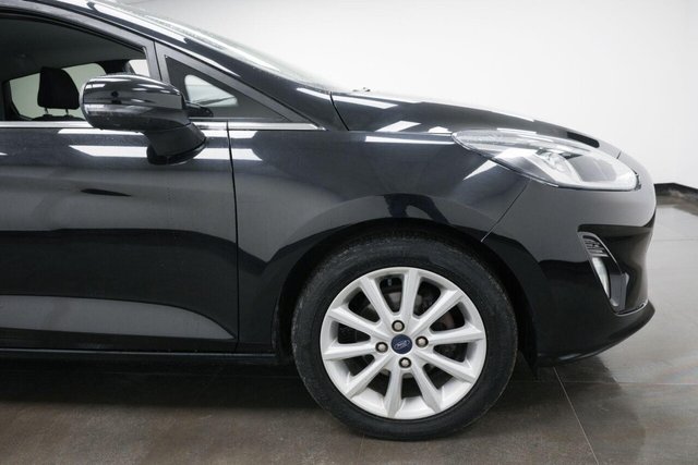 2018 FORD FIESTA 1.0T EcoBoost Titanium Euro 6 (s/s) 5dr - Photo 5