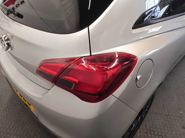 2019 Vauxhall Corsa 1.4L Griffin 3dr - Photo 12