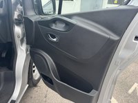USED 2020 70 RENAULT TRAFIC 2.0 dCi ENERGY 28 Sport Nav Panel Van 5dr Diesel Manual SWB Standard Roof Euro 6 (s/s) (170 ps) This 2018 Peugeot Boxer van boasts a single owner from new, ensuring a well cared for history.  It features a robust 2.0 litre BlueHDi diesel engine, meeting Euro 6 emissions standards for cleaner running.  As a 335 Professional L2 H2 model, this van offers a practical size and height for a variety of professional needs, and its vehicle history check is clear, providing peace of mind. The Professional trim level signifies a focus on usability and efficiency.