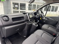 USED 2020 70 RENAULT TRAFIC 2.0 dCi ENERGY 28 Sport Nav Panel Van 5dr Diesel Manual SWB Standard Roof Euro 6 (s/s) (170 ps) This 2018 Peugeot Boxer van boasts a single owner from new, ensuring a well cared for history.  It features a robust 2.0 litre BlueHDi diesel engine, meeting Euro 6 emissions standards for cleaner running.  As a 335 Professional L2 H2 model, this van offers a practical size and height for a variety of professional needs, and its vehicle history check is clear, providing peace of mind. The Professional trim level signifies a focus on usability and efficiency.