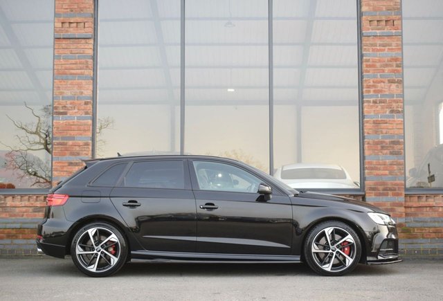 2019 Audi S3 2L Black Edition 5dr - Photo 9