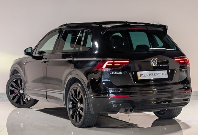 VOLKSWAGEN TIGUAN 2.0 TSI R-Line SUV 5dr Petrol DSG 4Motion Euro 6 (s/s) (180 ps) - Photo 2