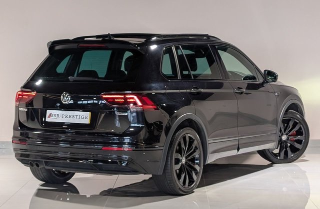 VOLKSWAGEN TIGUAN 2.0 TSI R-Line SUV 5dr Petrol DSG 4Motion Euro 6 (s/s) (180 ps) - Photo 4