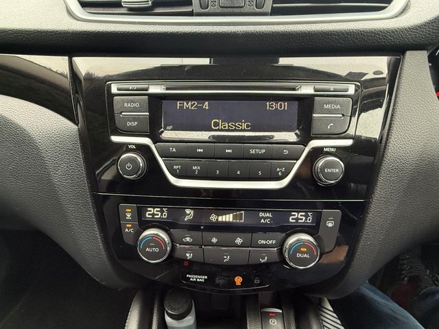 2017 NISSAN QASHQAI 1.5 dCi Acenta SUV 5dr Diesel Manual Euro 6 (s/s) (110 ps) - Photo 6