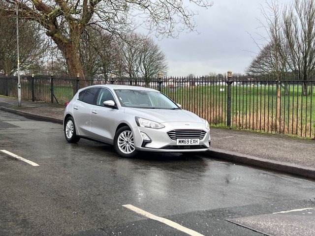 2019 Ford Focus 1L Titanium 5dr - Photo 4