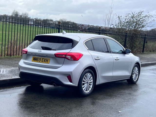 2019 Ford Focus 1L Titanium 5dr - Photo 6